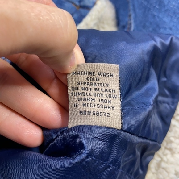 Steve & Barry’s Sherpa Trimmed Denim Jacket Size Medium - Picture 4 of 8